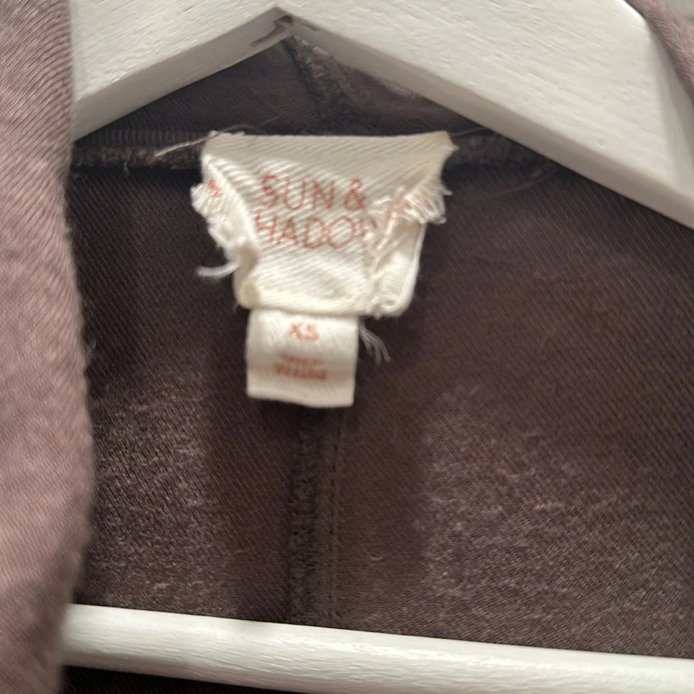 Light weight jacket - Picture 2 of 3